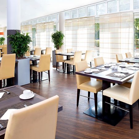 Nh Berlin Potsdam Conference Center Hotel Kleinmachnow Bagian luar foto