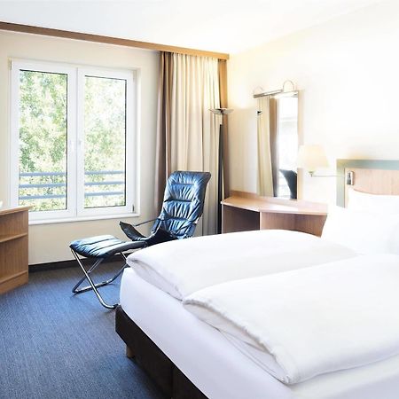 Nh Berlin Potsdam Conference Center Hotel Kleinmachnow Bagian luar foto