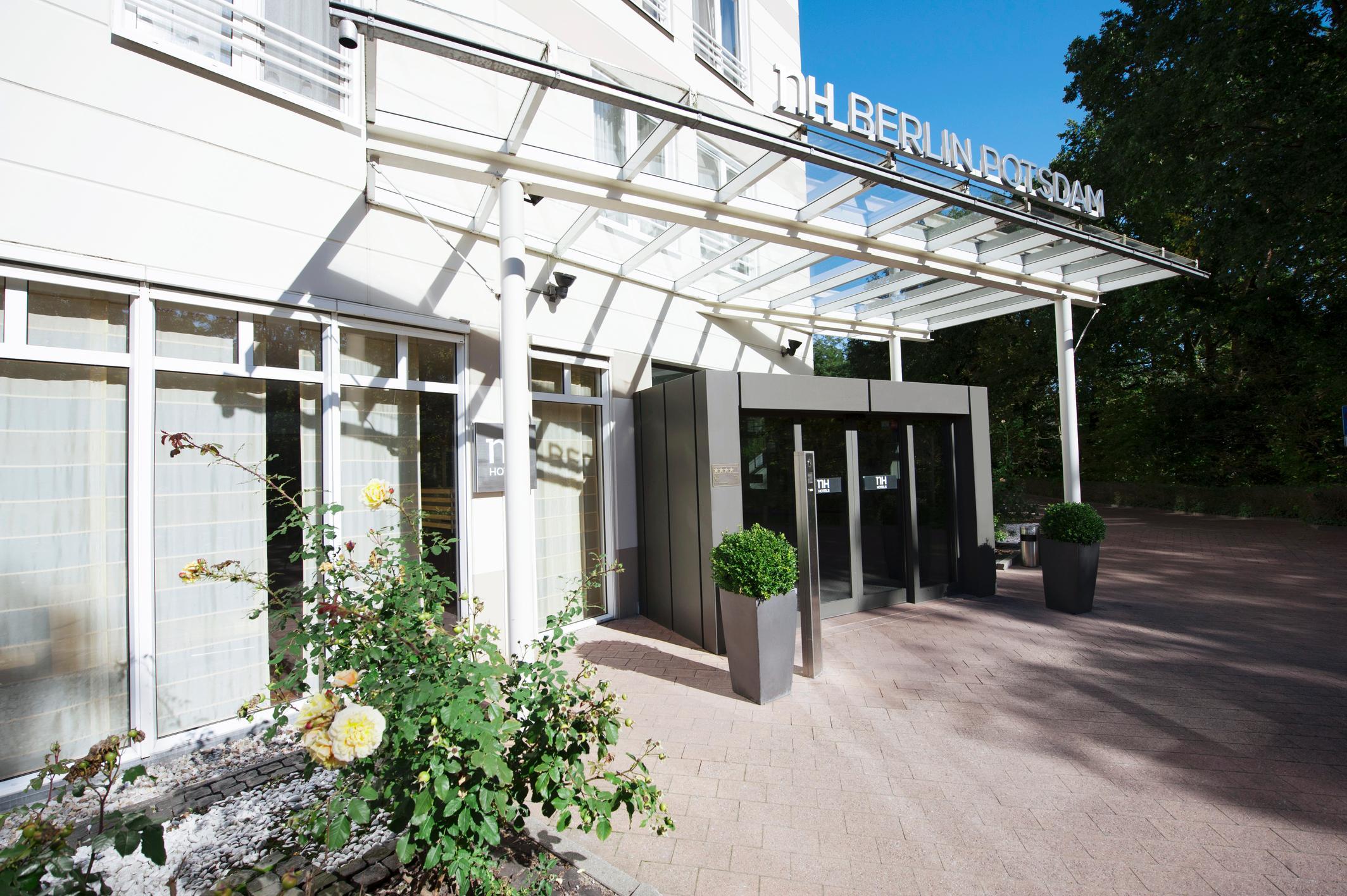 Nh Berlin Potsdam Conference Center Hotel Kleinmachnow Bagian luar foto