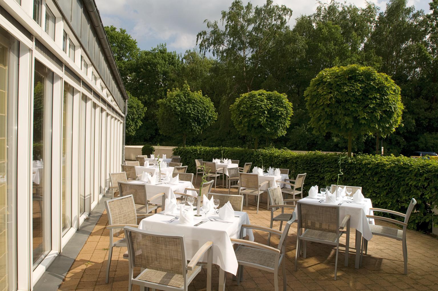 Nh Berlin Potsdam Conference Center Hotel Kleinmachnow Bagian luar foto