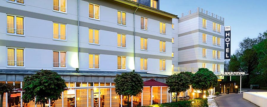 Nh Berlin Potsdam Conference Center Hotel Kleinmachnow Bagian luar foto