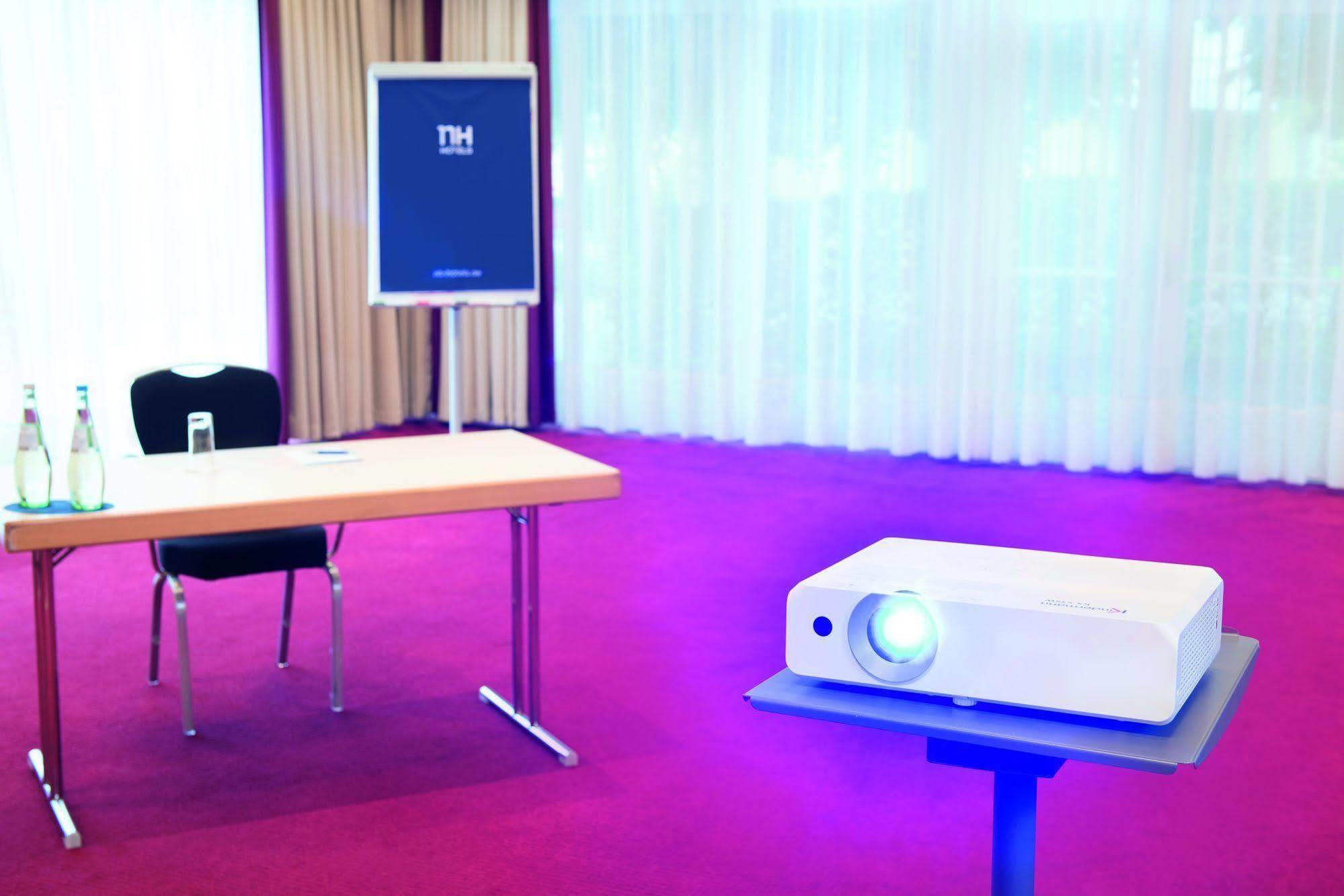 Nh Berlin Potsdam Conference Center Hotel Kleinmachnow Bagian luar foto