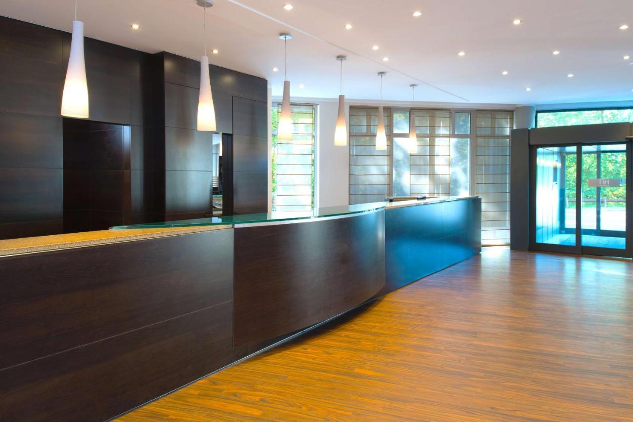 Nh Berlin Potsdam Conference Center Hotel Kleinmachnow Bagian luar foto