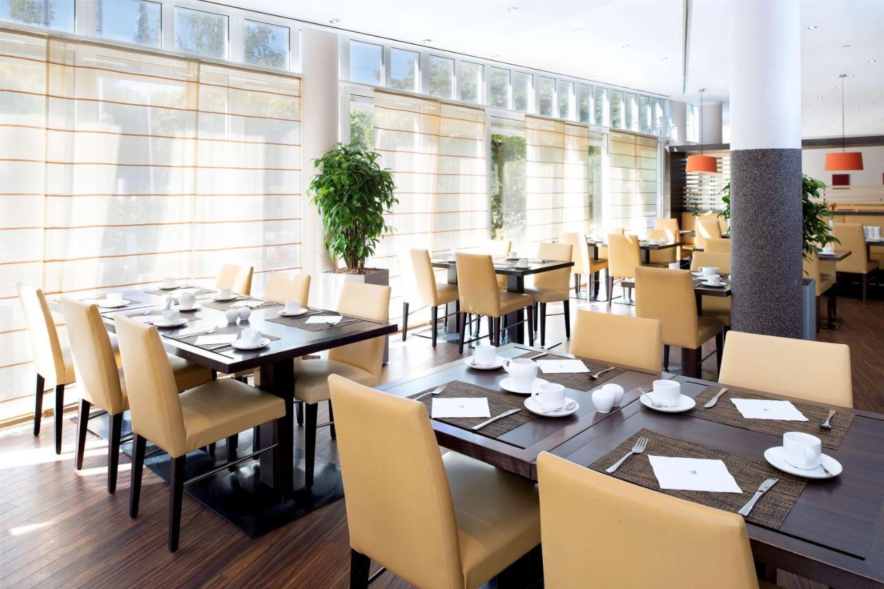 Nh Berlin Potsdam Conference Center Hotel Kleinmachnow Bagian luar foto