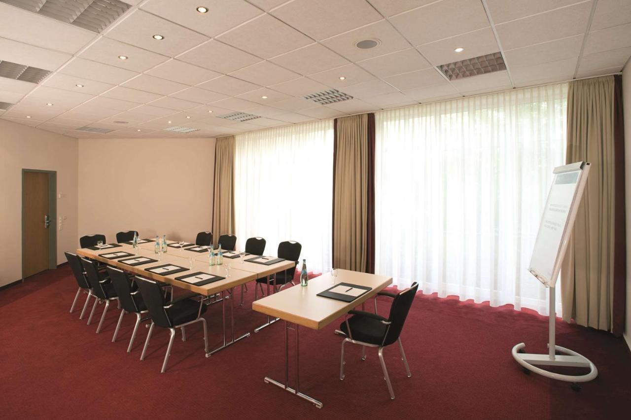 Nh Berlin Potsdam Conference Center Hotel Kleinmachnow Bagian luar foto
